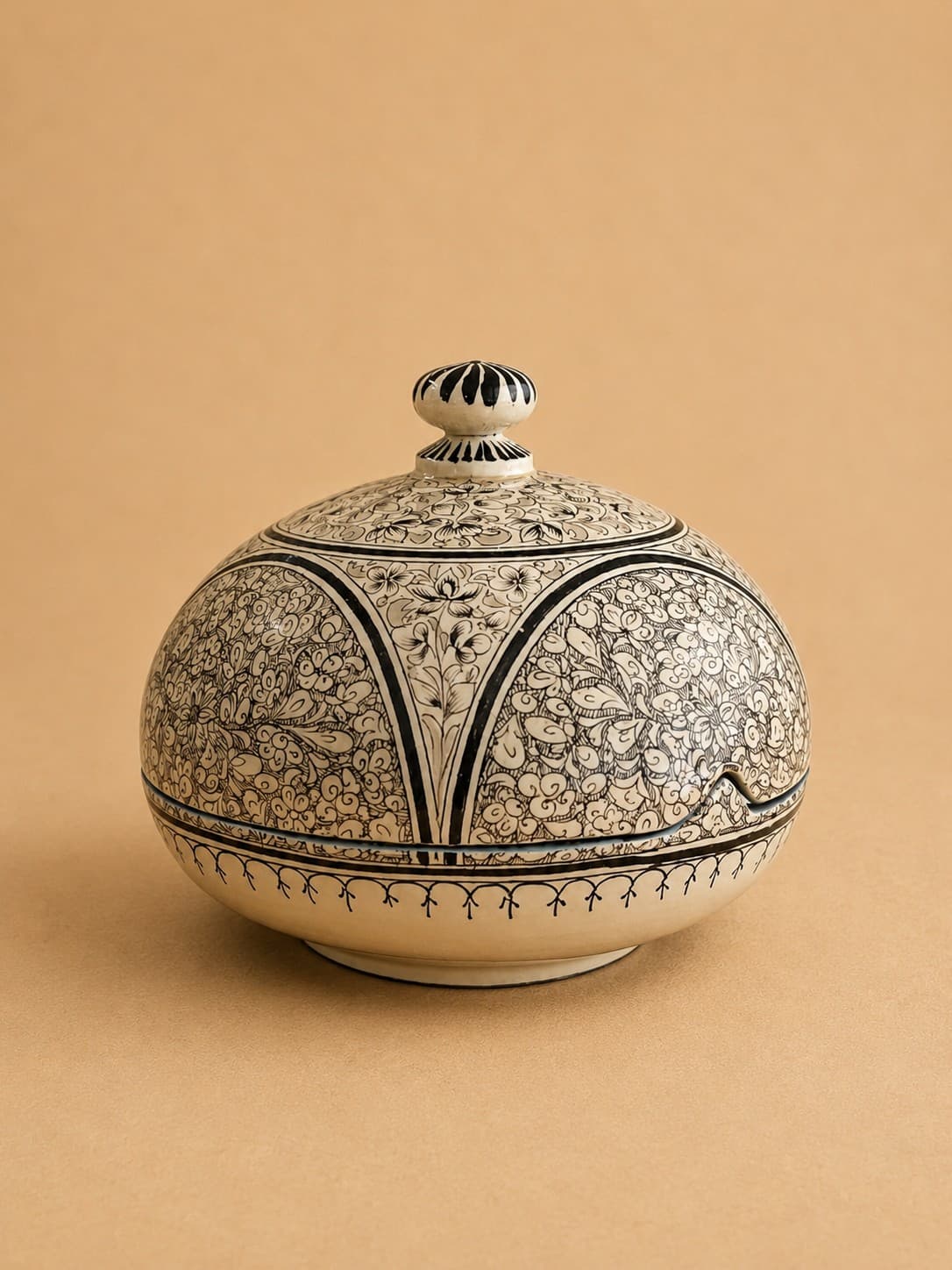 Safed Gulistan Storage Box - Papier Mache